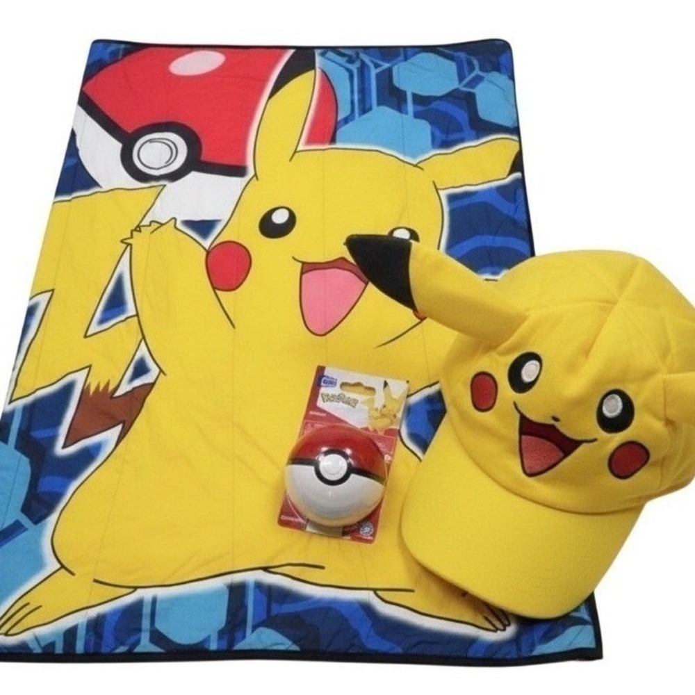 Pokemon‎ Pikachu Comforter, Hat & Mega Construx Poke Ball Bundle Set Gift Pack